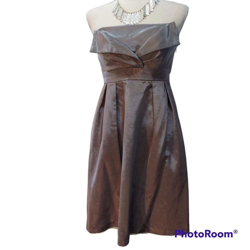 Gray thread strapless dress